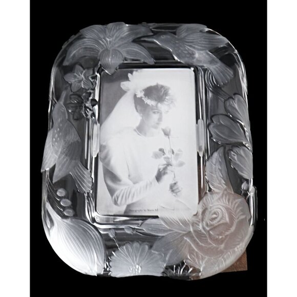 Vintage Crystal Picture Frame Clear Frosted Glass Birds Flowers Tall - Picture 3 of 6